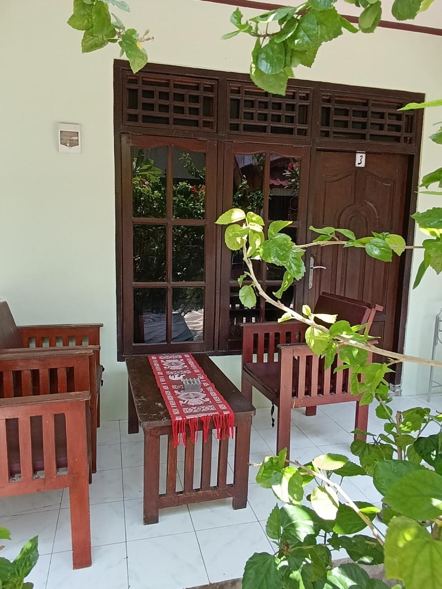 Gili Mesari Cottages & Homestay Гили Траванган Экстерьер фото